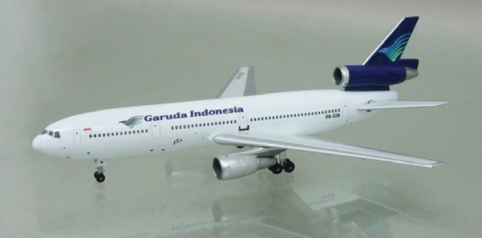 A13098  Garuda indonessia DC-10 1:400 scale die cast