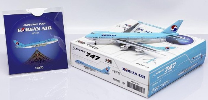 Korean Air Boeing 747-200B Reg: HL7454 With Antenna and Dedicated Sticker BB4-742-002 BigBird scale 1:400