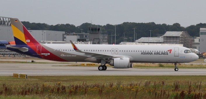 Asiana Airbus A321neo HL8364 JCWing JC4AAR215 scale 1:400