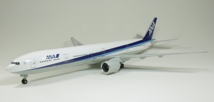 ANA All Nippon Airways B777-300ER 1:200   JA733A JC Wings