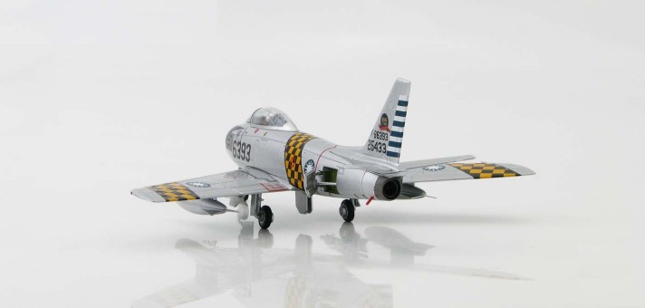 Hobby Master HA4350 F-86F Sabre Taiwan ROCAF Thunder Tigers 72 scale metal die cast model
