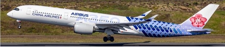 China Airlines Airbus A350-941 Carbon Fibre Livery Reg: B-18918 KJ-A359-239 InFlight Models 1:200