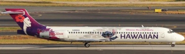 Hawaiian Airlines Boeing 717-200 Lilo & Stitch Reg: N488HA With Antenna XX40814 JCWings 1:400