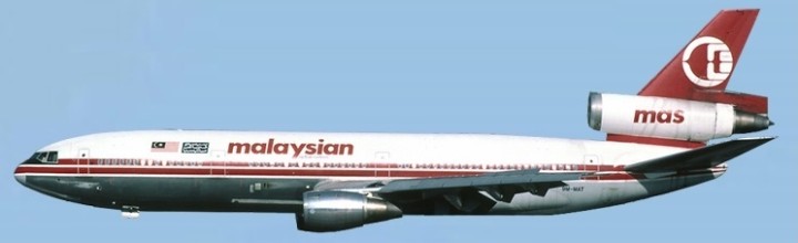 Malaysian DC-10-30 9M-MAT AC19166 die-cast Aeroclassics scale 1:500