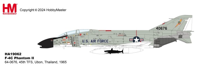 McDonnell Douglas F-4C Phantom II Diecast Model USAF 12th TFW, 45th TFS, #64-0676, Ubon RTAFB, Thailand, 1965 Hobby Master 1:72 Air Power Series HA19062 