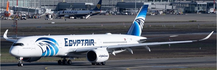 Egyptair Airbus A350-941 Reg: SU-GGE AV4432 Aviation Models 1:400