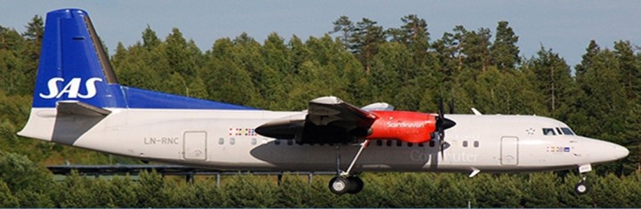 SCANDINAVIAN Fokker 50 LN-RNC w/Stand JC Wings JC2SAS052 Scale 1:200