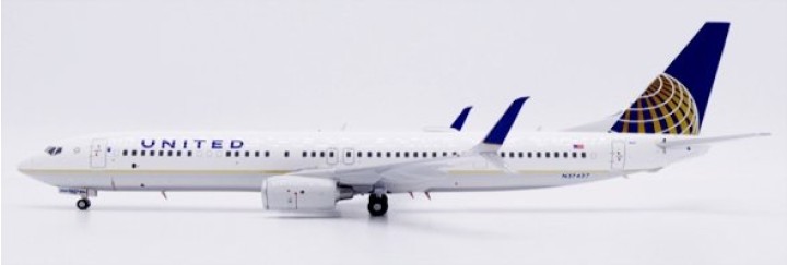 United Airlines Boeing 737-900ER Reg: N37437 XX20619 JC Wings 1:200