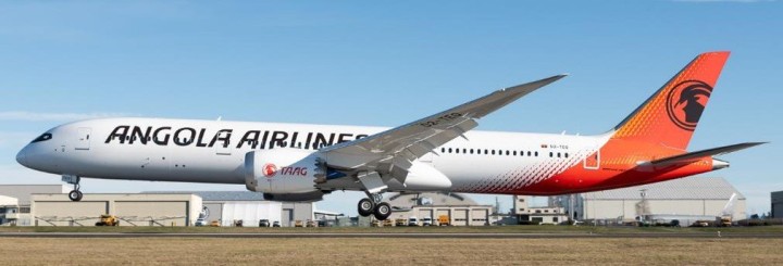 TAAG-Linhas Aereas de Angola Airlines Boeing 787-9 Dreamliner Reg: D2-TEQ XX40787 JC Wings 1:400