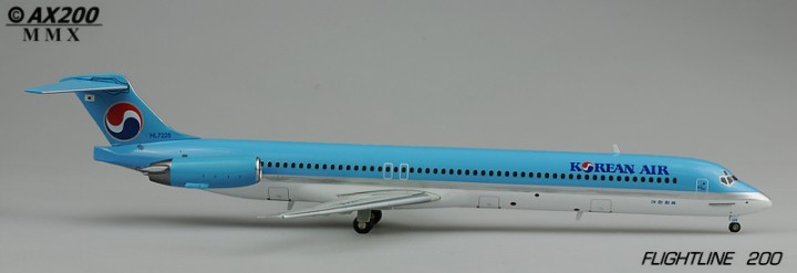 Korean Air MD-82 JCwings Scale 1:200