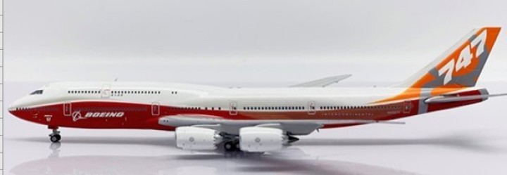 Boeing House Color 747-8i "Sunrise" Reg: N6067E With Antenna JCWings XX40142 Scale 1:400