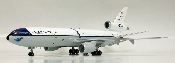 USAir Force KC-10A Extender 83-0077 Aviation Model 1:200 Scale 