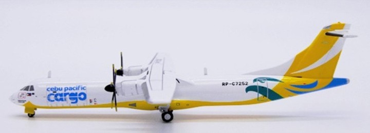 Cebu Pacific Cargo ATR72-500F Reg: RP-C7252 With Antenna XX40066 JCWings  scale 1:400		