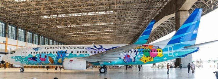 Garuda Indonesia Boeing 737-800 "Pokemon" Reg: PK-GMU "Flaps Down" With Stand SA2064A
