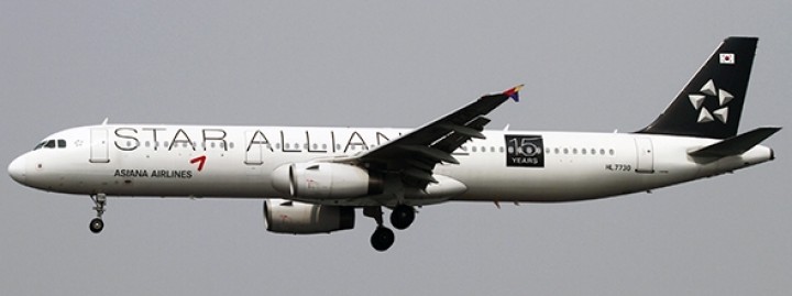 Asiana A321-200 Star Alliance 15 years HL7730 JC4AIR088 JCWing Scale 1:400