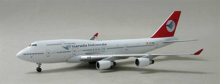 Garuda Indonesia 747-412 Reg# EC-KSM, Limited to 200! A13067, 1:400