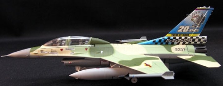 F-16D Fighting Falcon Venezualan Air Force, 20th Anniversary Scale 1:72 Die Cast Model WTY72011-04 