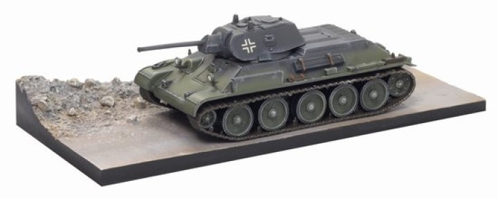 German T-34/76 Mod. 41 6th Pz.Division w/Diorama Base Scale 1:72