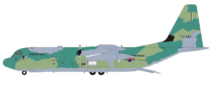 South Korea Air Force C-130J-30 L-382 45-747 with stand Inflight200 IF130ROKAF0619 1:200