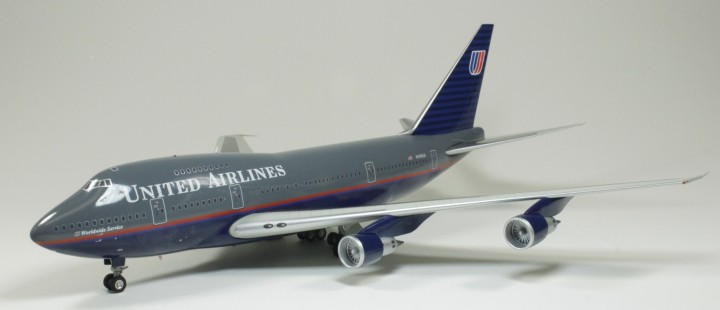 United Airlines Boeing B747SP IF747SP026 In Flight 1:200 ezToys