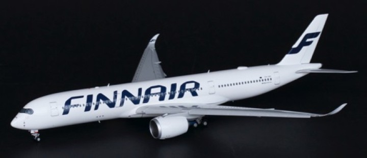 FinnAir A350-900 Flaps Down Reg# OH-LWA w/Stand JC Wings JC2FIN445 Scale 1:200