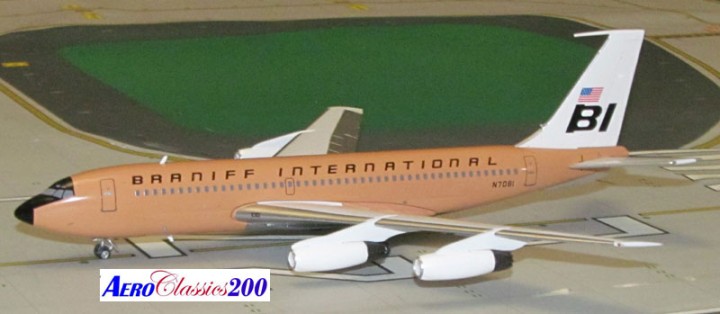 Braniff  Airlines Boeing B720   Jelly Bean Colors  Orca Light Brown ” Reg# N7081