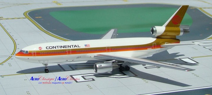 Continental DC-10-30 N14063 Red meat ball livery 1:400