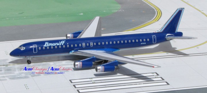 Braniff Airlines DC-8-62 Dark Blue N1806 Aeoclassics 1:400 Scale