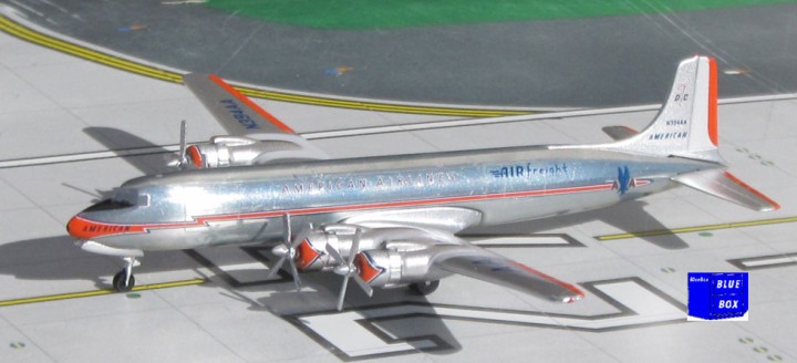 American Airlines Air Freight DC-7 N394AA Die-Cast AeroClassics Scale 1:400 