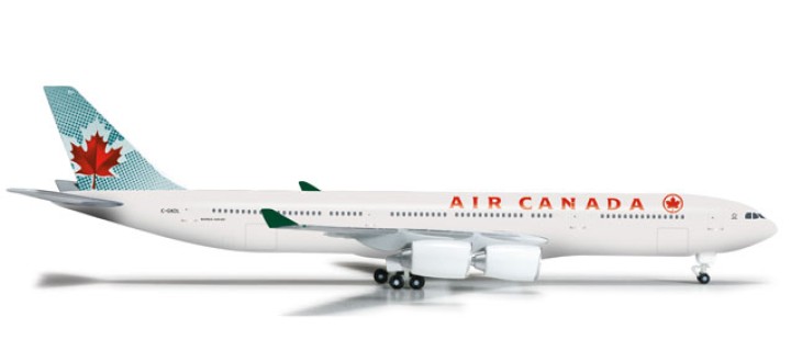 Air Canada A340-500 HE524650