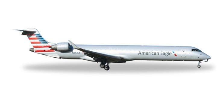 American Eagle Bombardier ERJ-900 Reg# N242LR Herpa 528856 Scale 1:500