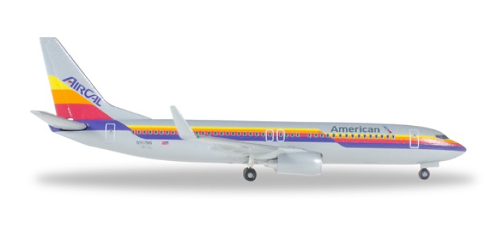 Air Cal 737-800 American Retro Boeing 737-800 Winglets Reg# N917NN Herpa 529631 1:500