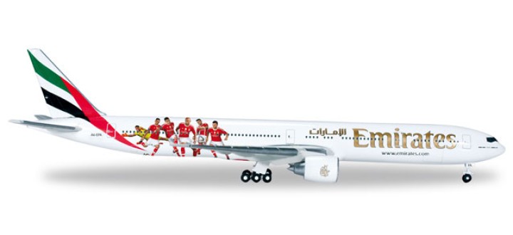 Emirates Benfica Lisbon Boeing 777-300ER Lisboa S.L. Reg# A6-EPA Herpa 529853 Scale 1:500