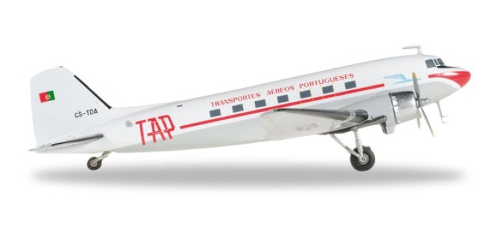 TAP Portugal DC-3 Douglas Die-Cast Reg# CS-TDA Herpa 557603 Scale 1:200 