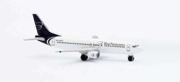 Blue Panorama B737-400