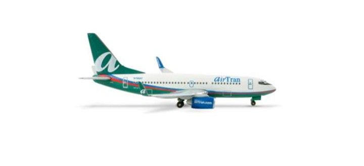 Airtran 737-700 