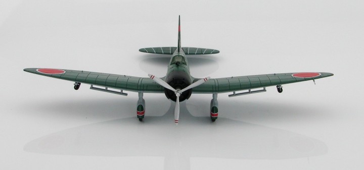 Aichi D3A1 “Val”  Dive Bomber AI-251, Aircraft Carrier Akagi, "Battle of Midway" Skymax SM5007 Scale 1:72