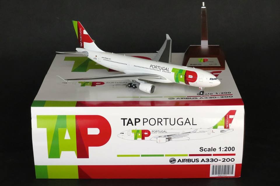 TAPポルトガル航空 Airbus A330-200 1/200 Highly detailed JC Wings die-cast model TAP Portugal A330-200 Reg