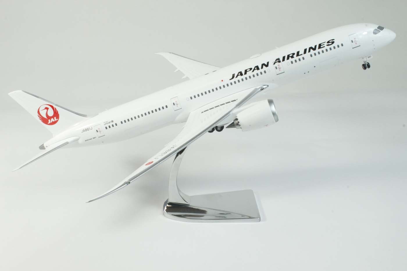 Japan Airlines (JAL) Boeing B787-9 Reg# JA861J Phoenix Model 20110 
