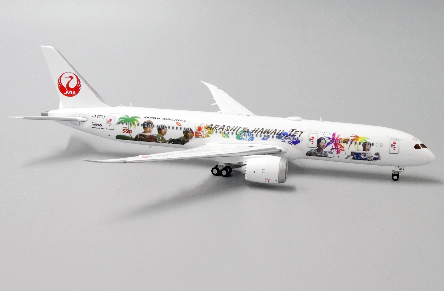 JAL Japan Airlines Boeing 787-9 Dreamliner 