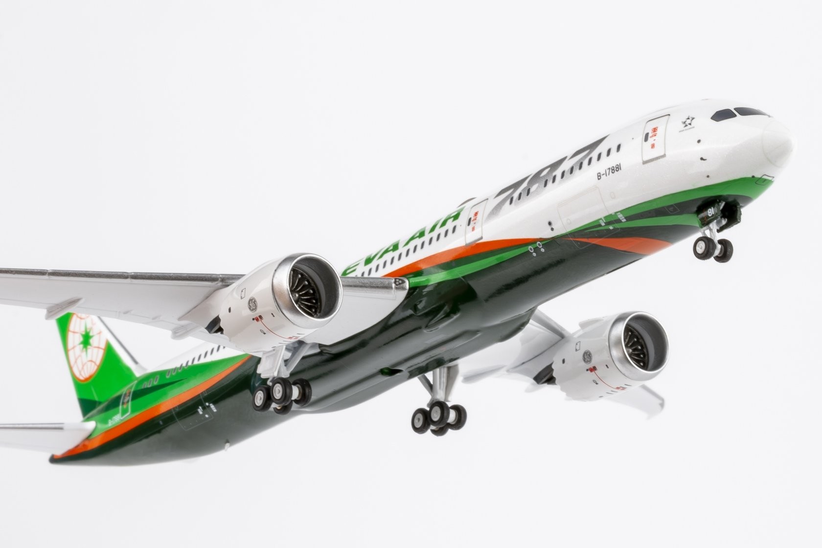 Eva Airways Boeing 787-9 Dreamliner B-17881 55142 NG Models 1:400