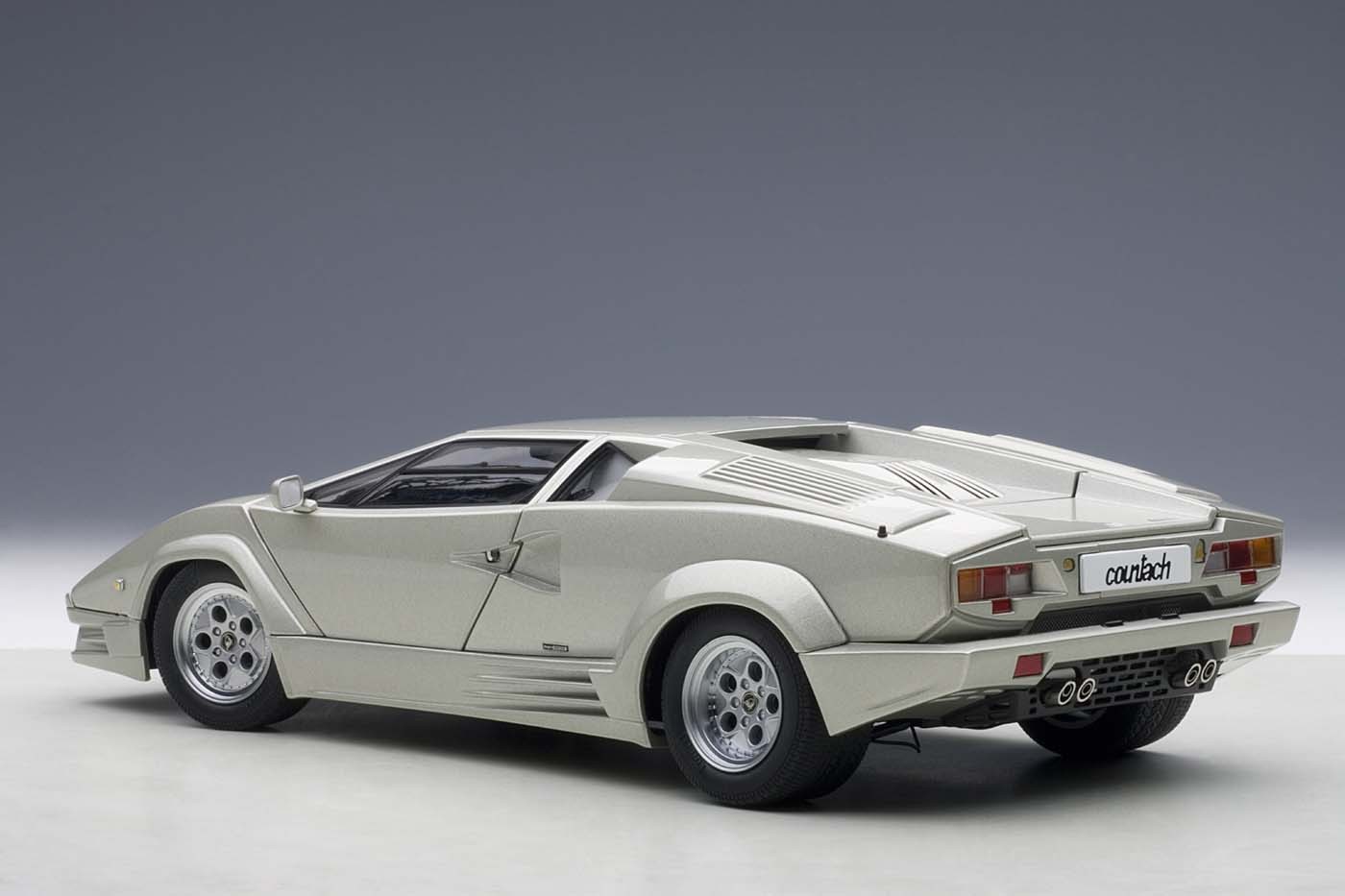 AUTOart Highly detailed die-cast model Last 25th Anniversary Lamborghini  Countach Silver AUTOart 74536 Die-Cast Scale 1:18 ezToys - Diecast Models  and Collectibles