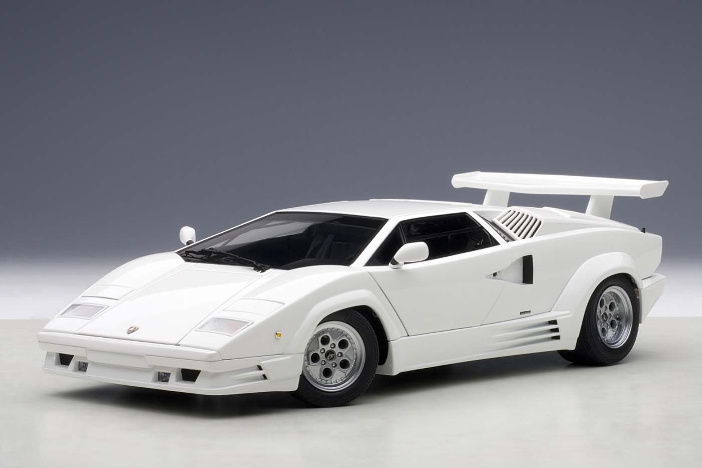 AUTOart Highly detailed die-cast model 25th Anniversary