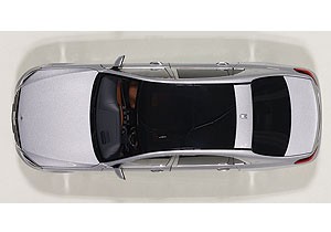 Highly detailed AUTOart Maybach Mercedes S-Klasse Silver (S600