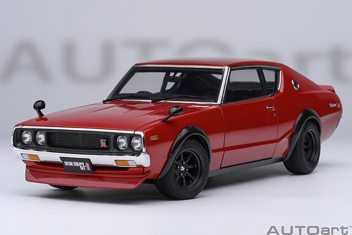 Kit de Montar Carro Nissan Skyline 2000 GT R 1:24 Maisto