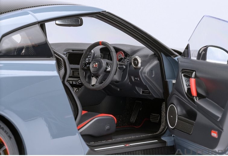 Nissan Skyline GTR Nismo Special Edition 2022, Couleur Stealth Grey, Make Up 1/18, état Bon