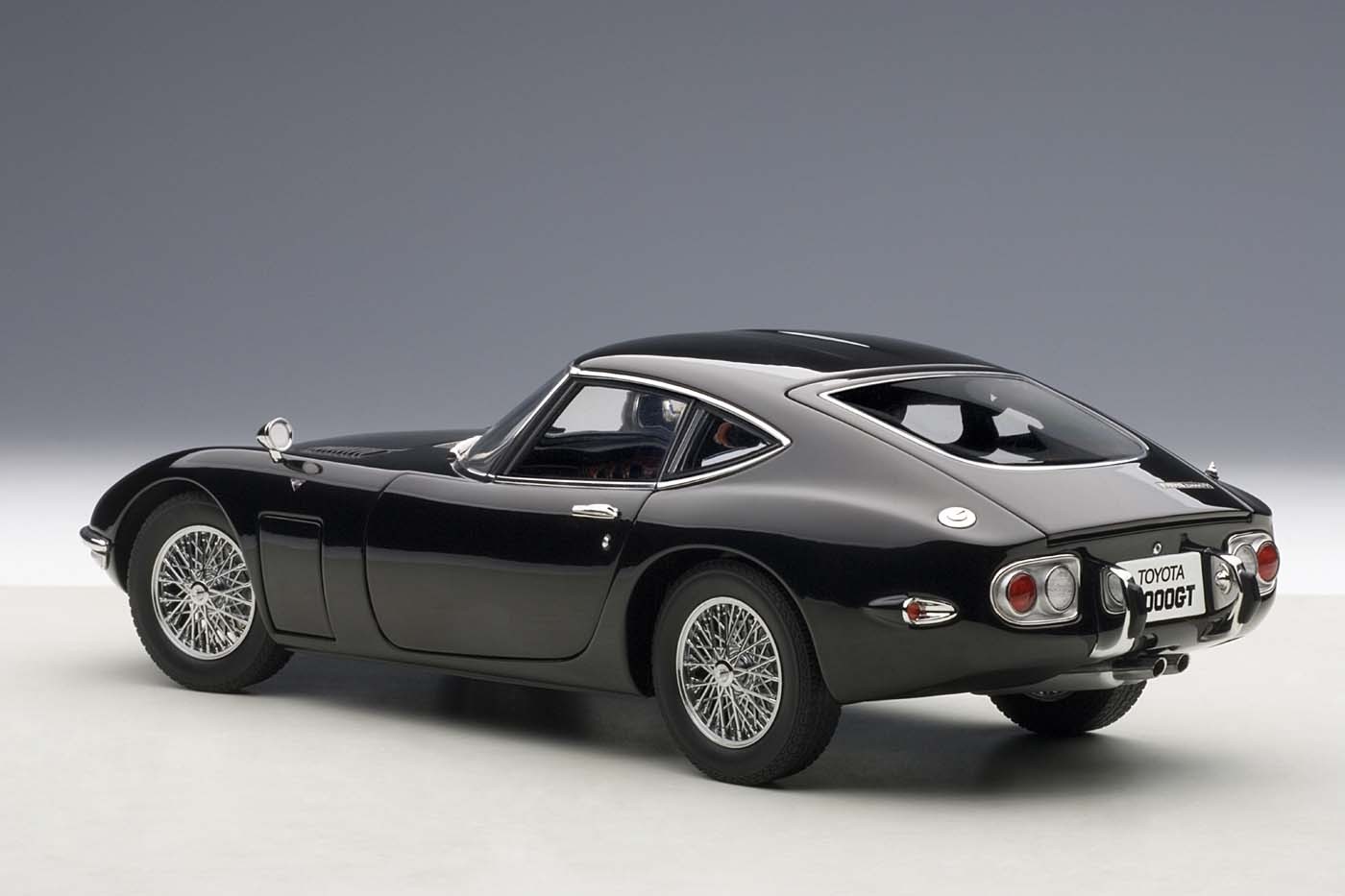Toyota 2000 GT Upgraded Coupe Black 78750 AUTOart die-cast scale model 1:18