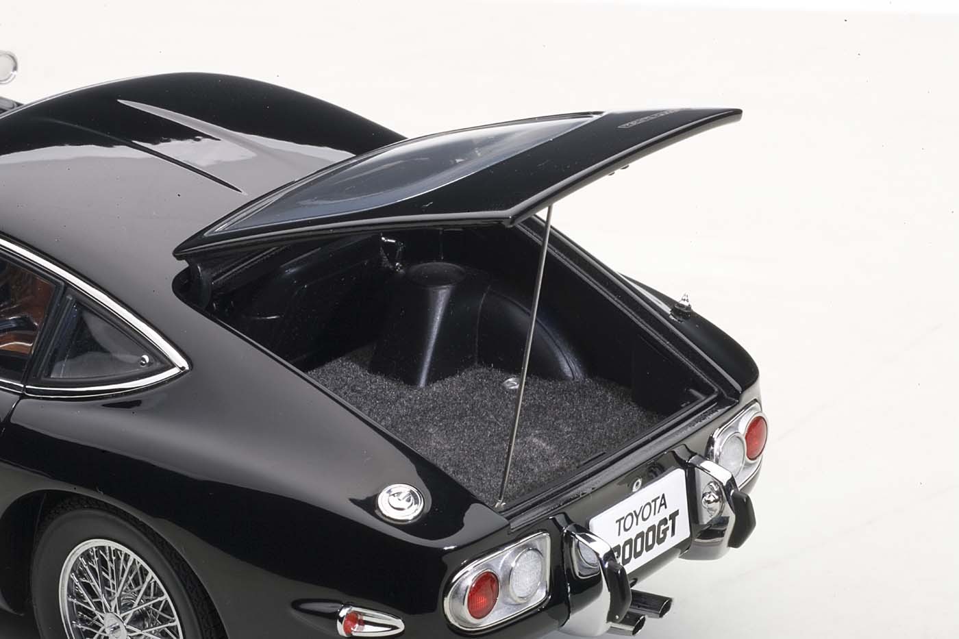 Toyota 2000 GT Upgraded Coupe Black 78750 AUTOart die-cast scale model 1:18