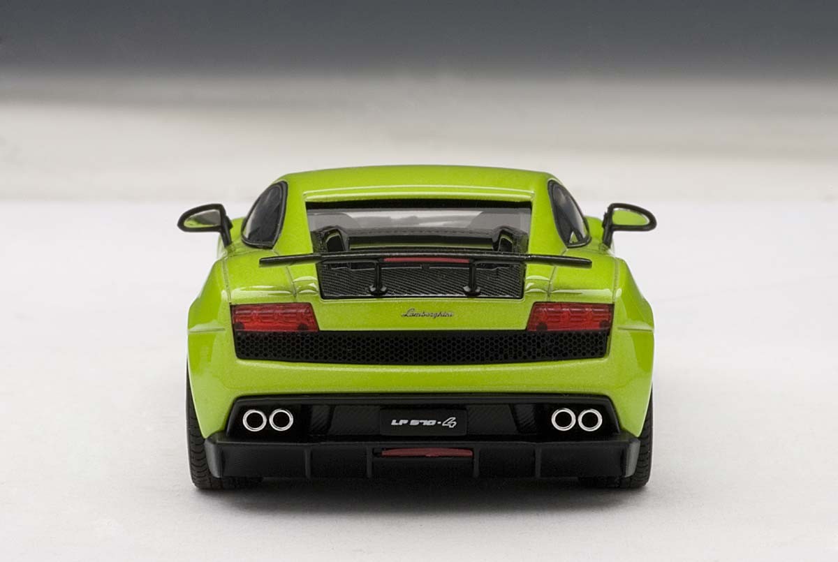 Lamborghini 2011 Gallardo LP570-4 SL Fotografía editorial - Imagen de