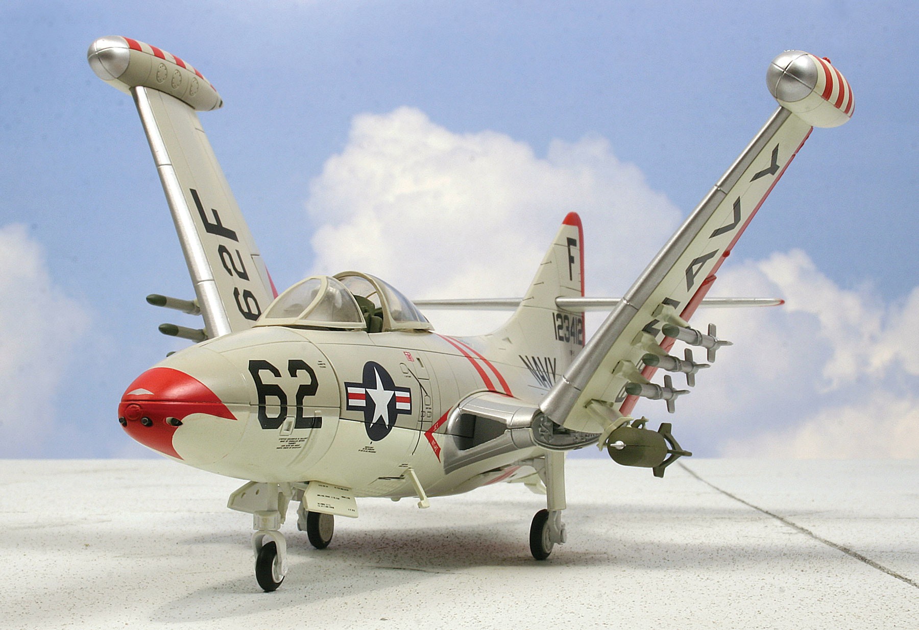 AlexS Scale Aircraft Modelling: Grumman F9F-2 Panther Model